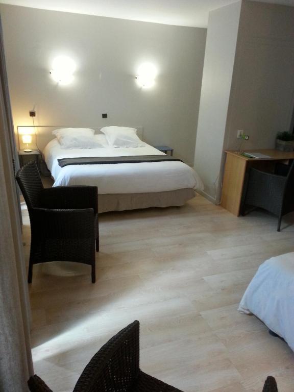 Hotel Du Lion D'Or Marmande Camera foto
