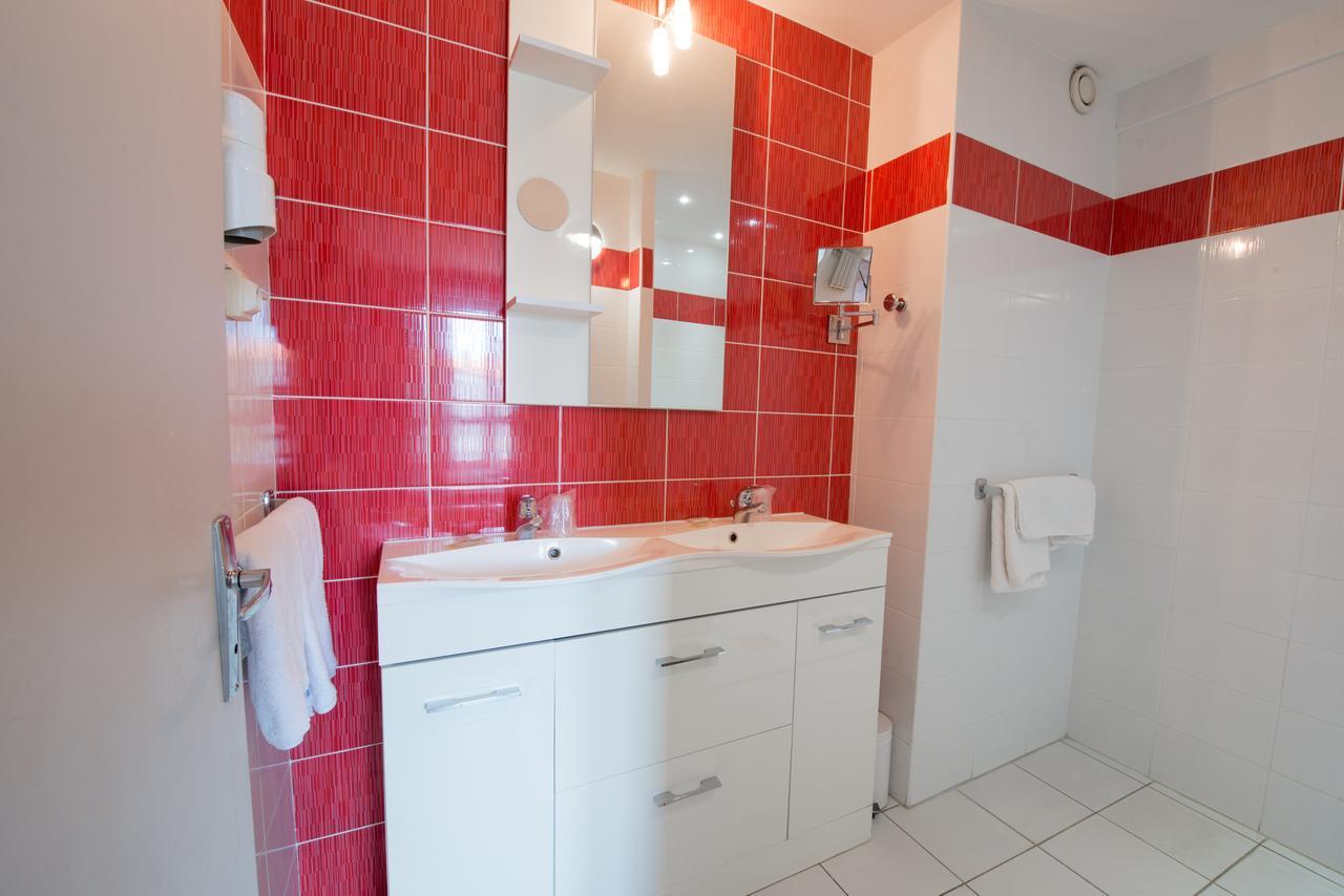 Hotel Du Lion D'Or Marmande Esterno foto