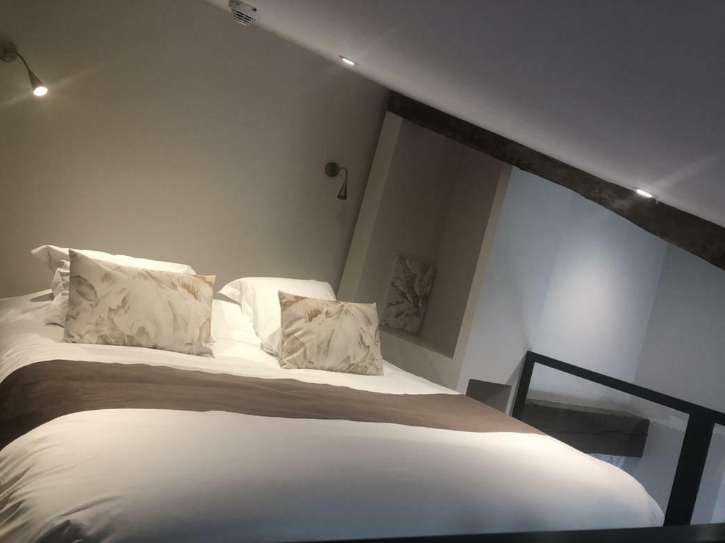 Hotel Du Lion D'Or Marmande Esterno foto